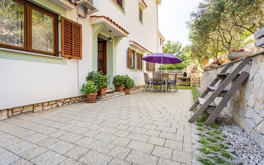 Apartments Frgacic Baška Dış mekan fotoğraf