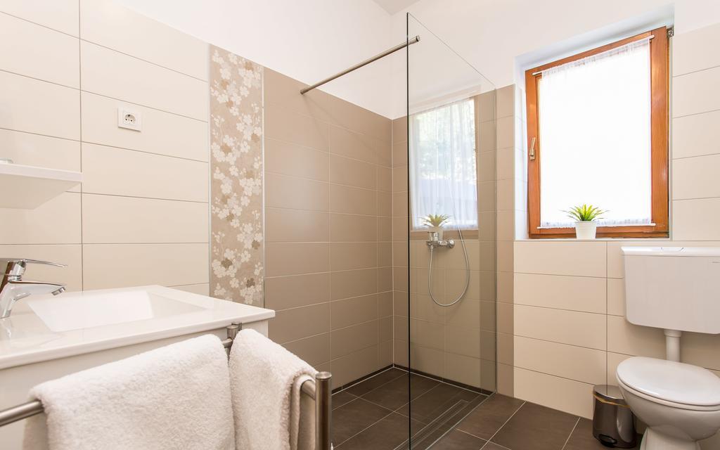 Apartments Frgacic Baška Dış mekan fotoğraf